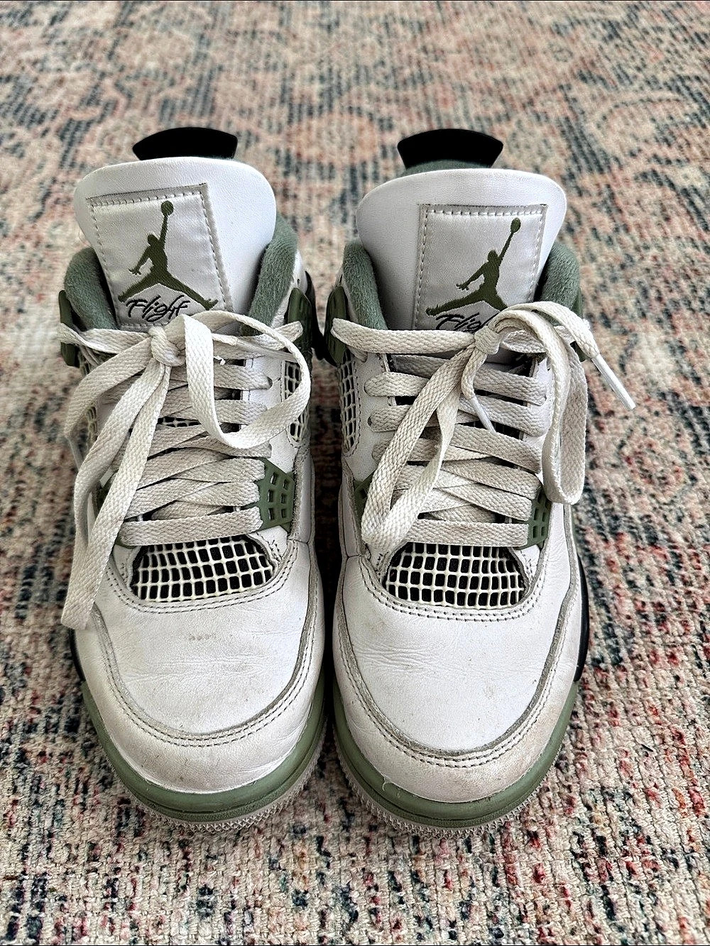 Jordan Air Jordan 4 Retro Sneakers White & Green US 6